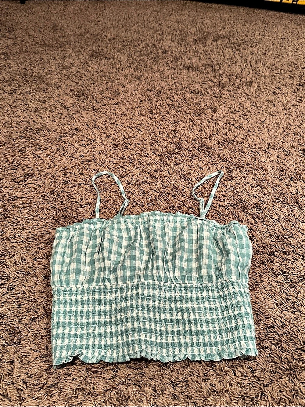 American Eagle Gingham Crop Top in Green & White Size Medium